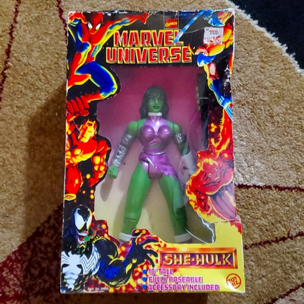 M.U. COMICS SHE-HULK